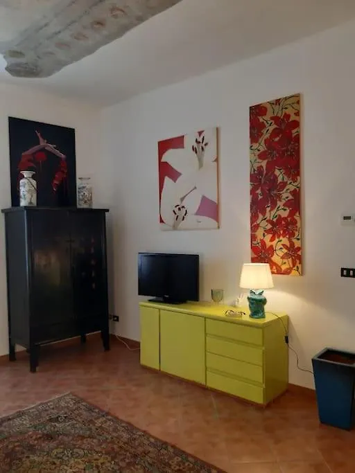 Mi12 Apartment Albenga Italy